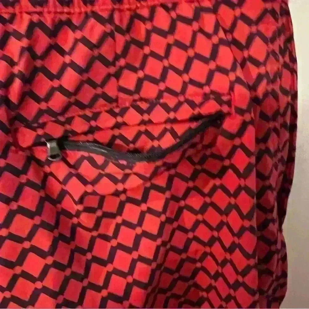J Crew Men’s Swim Trunks Shorts Suit Geometric Patterned in Red and Navy Size 35
